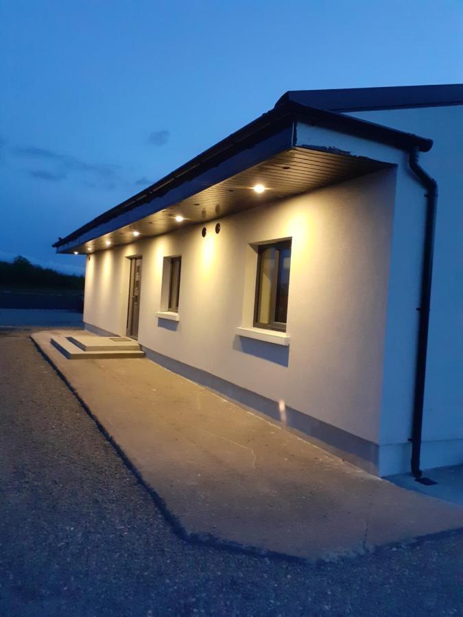 Stable Hill House Villa คิลลาร์นีย์ ภายนอก รูปภาพ